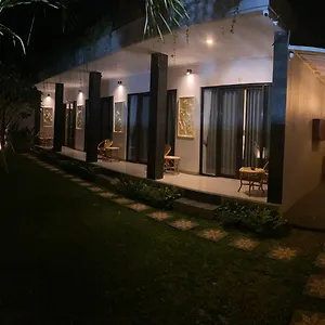 queens-villa-seminyak-bali.ubudhotelsnow.com/