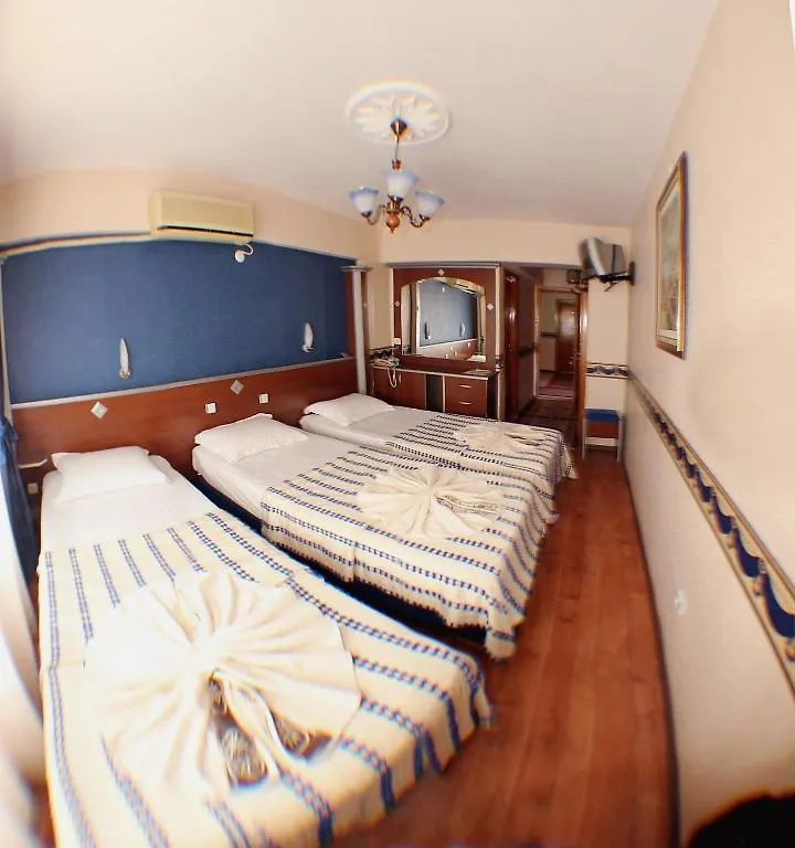 Hotel Canberra Selcuk 2*,